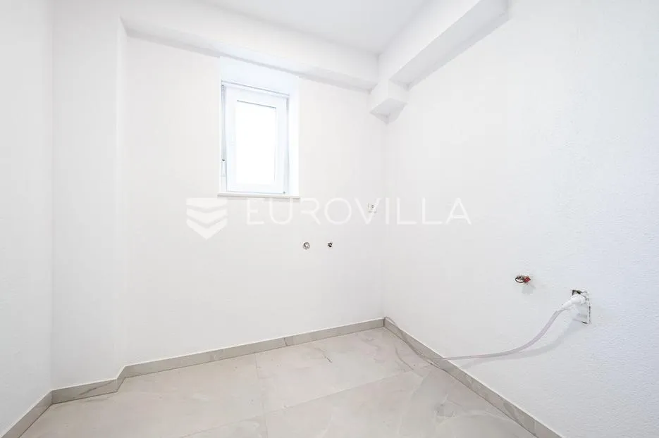 zaprešić, centar, četverosoban stan 160 m² s 4 parkirna mjesta, novogradnja - slika 12