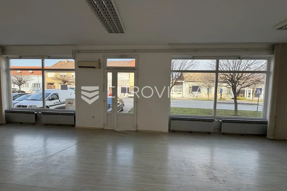 đakovo, centar, poslovni prostor 80 m² - slika 4