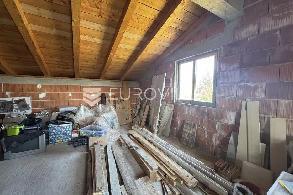 istra, rovinjsko selo, dva stana u roh bau fazi i okućnica 591 m² - slika 10