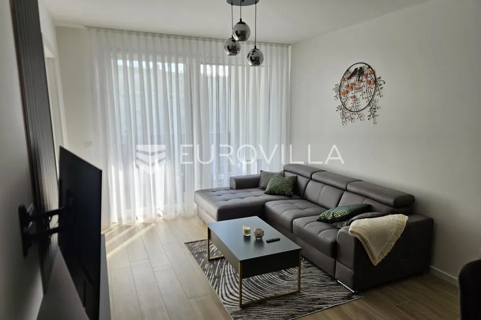 zagreb, remetinec, luksuzan dvosoban stan s garažnim parkirnim mjestom 55 m² - slika 2