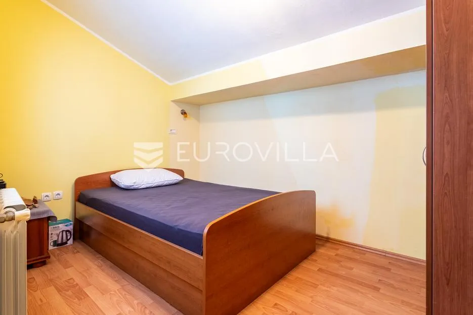 vodice, dvosoban stan u centru mjesta, 87,67 m² - slika 10