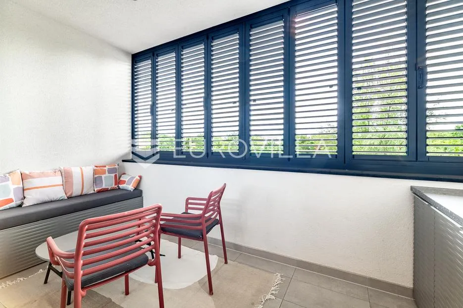 zagreb, heinzelova, vmd, trosoban stan i dva garažna mjesta 95 m² - slika 9