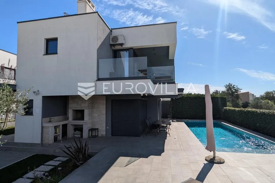 istra, poreč - moderna luksuzna vila udaljena 500 m od mora - slika 41