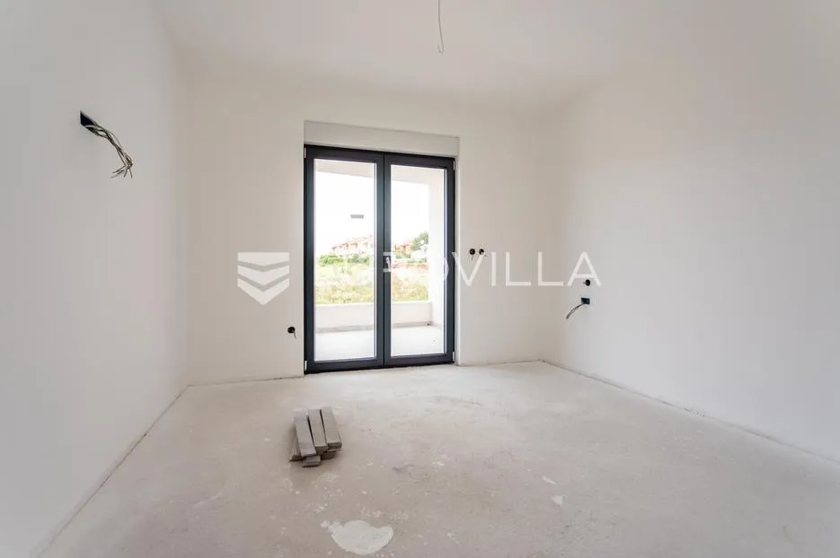 vodice, prostran trosoban stan, 172,73 m² - slika 7