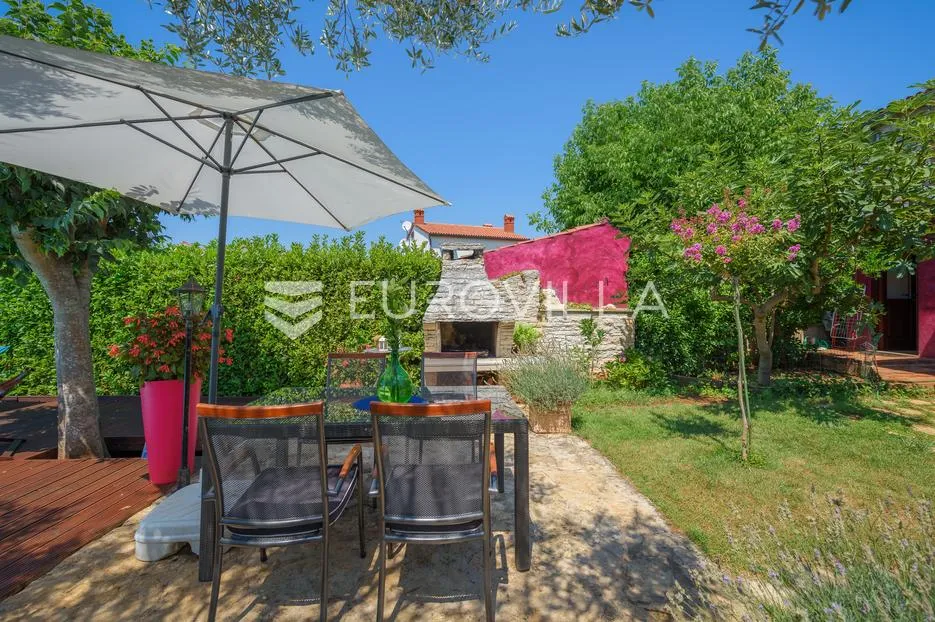 istra, poreč - kamena kuća sa bazenom i pogledom na more - slika 25