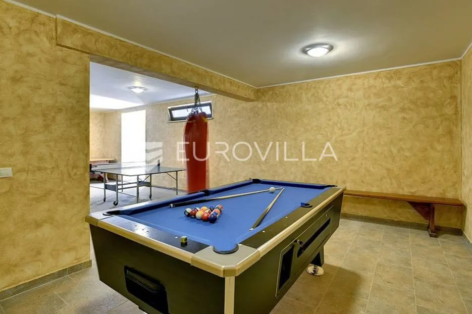 istra, rovinjsko selo, kuća za odmor površine 400 m2 - slika 23