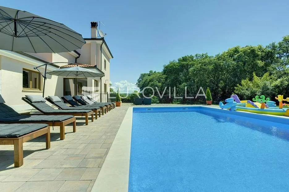 istra, rovinjsko selo, kuća za odmor površine 400 m2 - slika 8