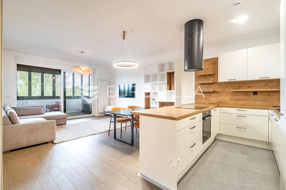 zagreb, heinzelova, vmd, trosoban stan i dva garažna mjesta 95 m² - slika 3
