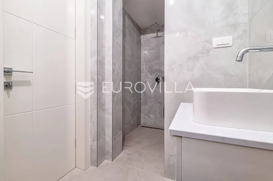 zagreb, maksimir, luksuzan trosoban stan s garažom 104 m² novogradnja - slika 12
