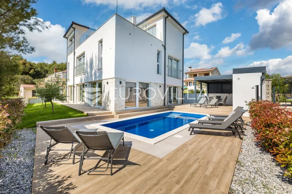 istra, fažana elegantna samostojeća vila s pogledom na brijune - slika 101