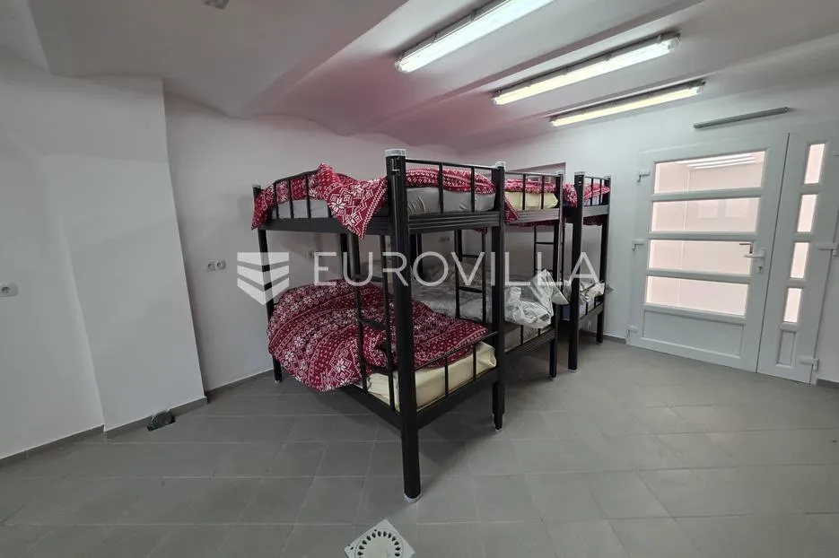 zelina, hrnjanec, stambeno-poslovna kuća, 590 m2 - slika 12
