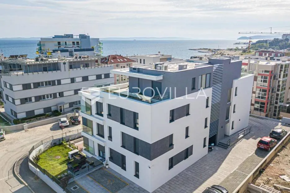 split, žnjan, luksuzan dvosoban stan 01.10.2026., 01.05.2027. - slika 21