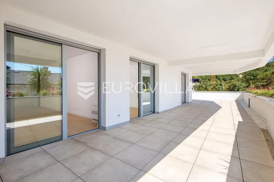 opatija, trosoban stan 75 m² novogradnja - slika 21