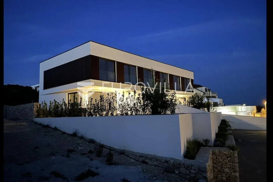 pag, mandre, luksuzno moderna vila 2, u nizu s bazenom i pogledom na more 130 m² - slika 9