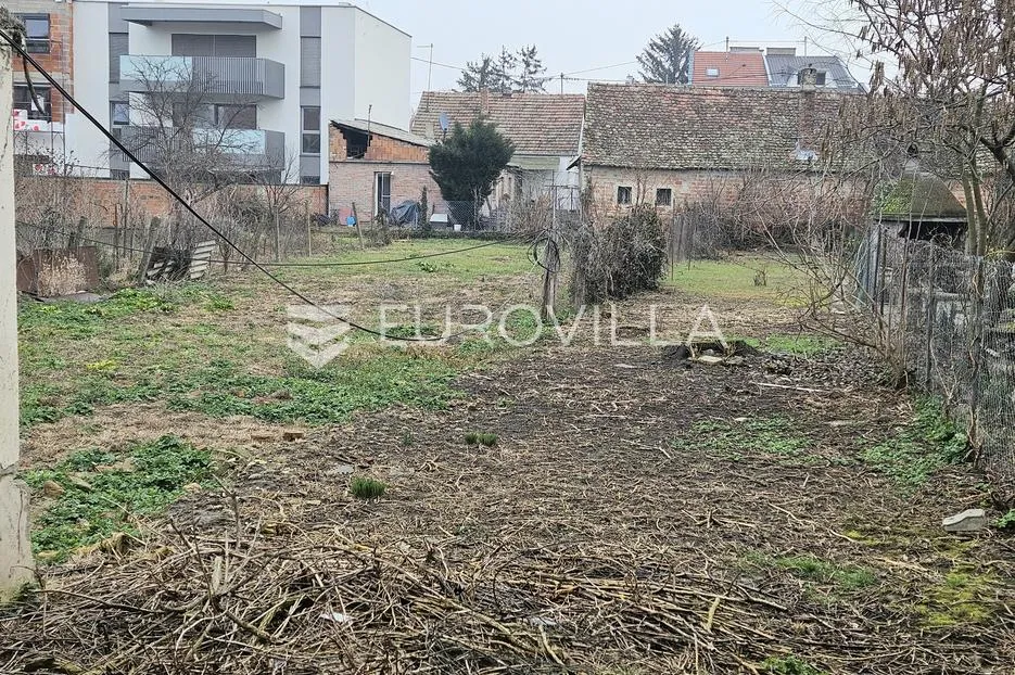 osijek, donji grad, kuća s garažom na tri etaže za adaptaciju - slika 6