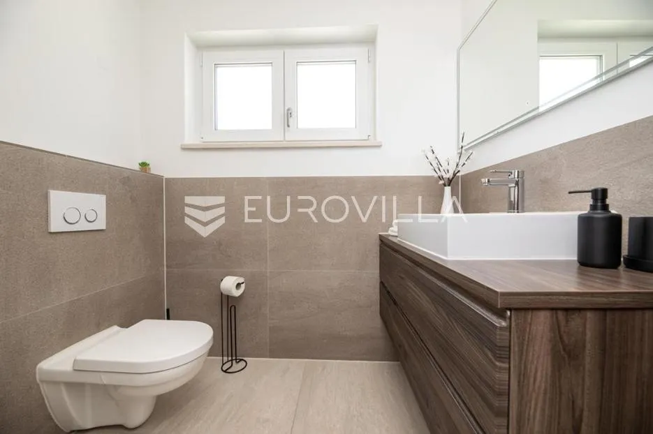 krk, luksuzna villa sa bazenom na izvrsnoj lokaciji - slika 21