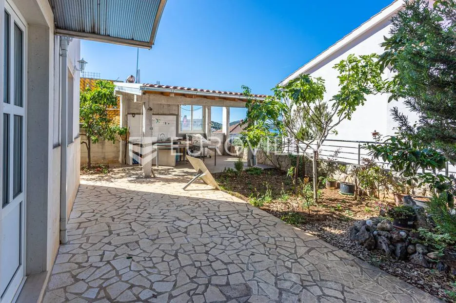 rogoznica, apartmanska kuća s pogledom na more - slika 8