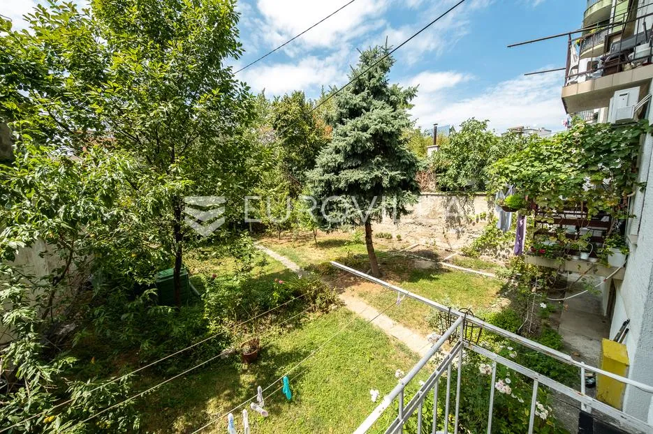 zagreb, nova cesta, dvosoban stan 55 m² s vrtom - slika 13