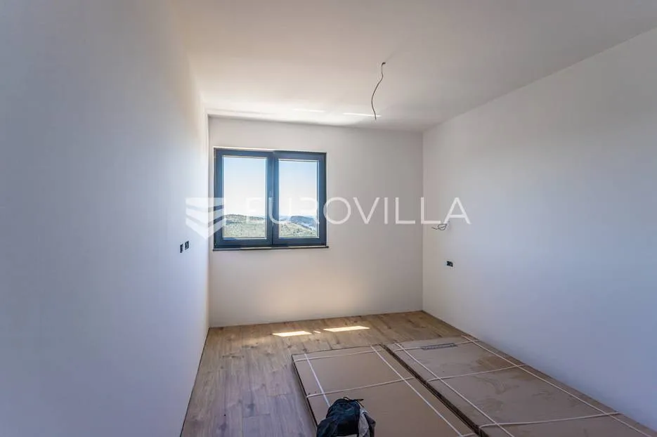 rogoznica, novoizgrađena vila s panoramskim pogledom na more - slika 8