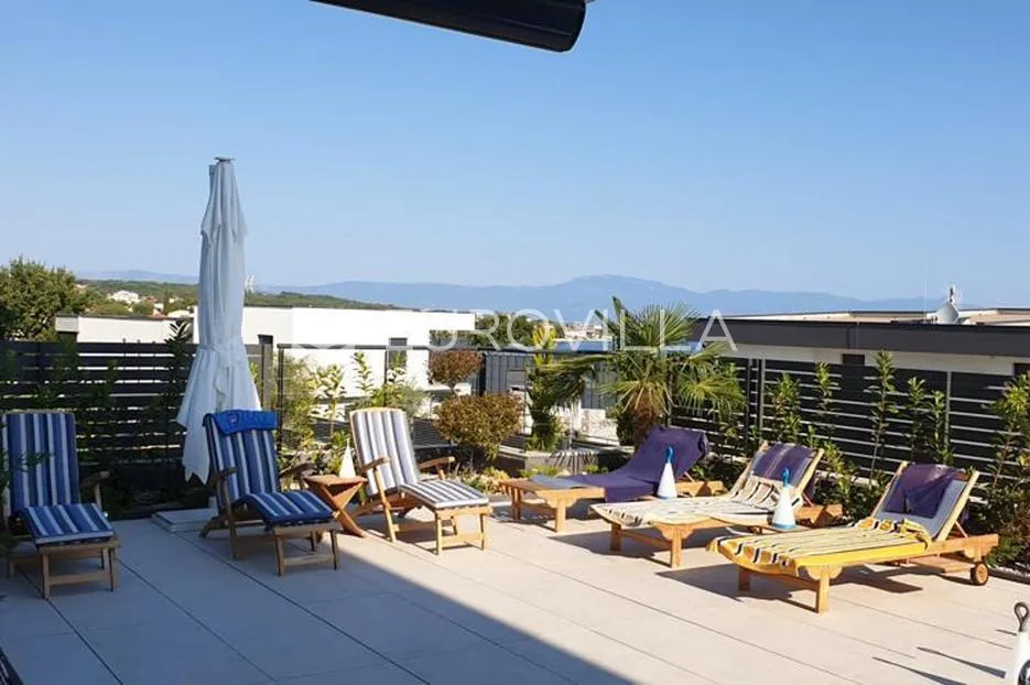 otok krk, malinska, luksuzna kuća s bazenom nkp 180m2 - slika 6