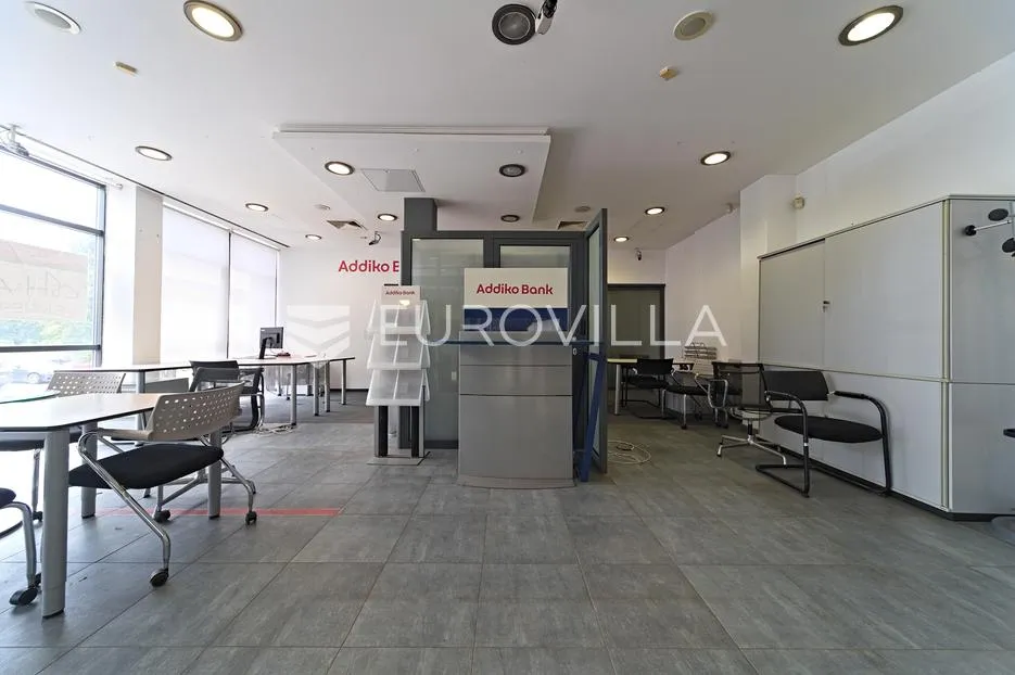 osijek, jug ii, prodaje se prizemni poslovni prostor površine 117 m² - slika 14