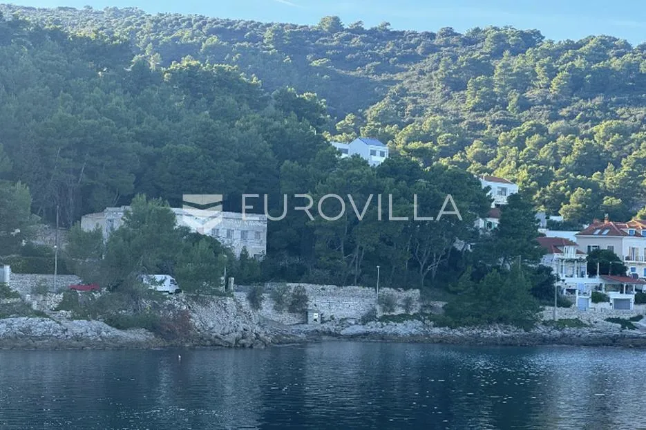 šolta, hotel za rekonstrukciju prvi red do mora - slika 3