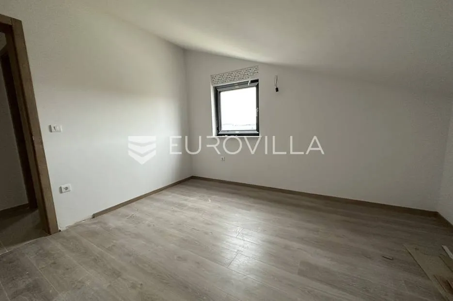 medulin, trosoban stan s pogledom more neto korisne površine od 133 m² - slika 5