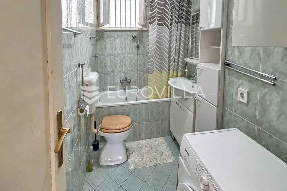 zagreb, volovčica, funkcionalan trosobni stan 61 m² - slika 11