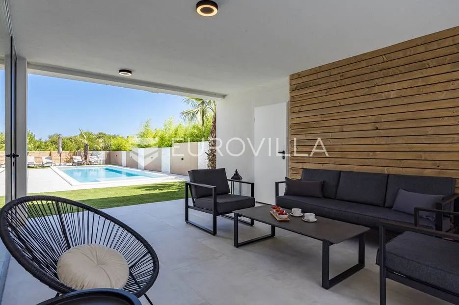 istra, medulin, prekrasna moderna dvojna vila 220 m² - slika 116