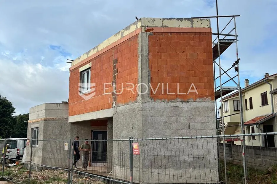 istra, šišan, kuća s bazeom u izgradnji 244 m² - slika 8
