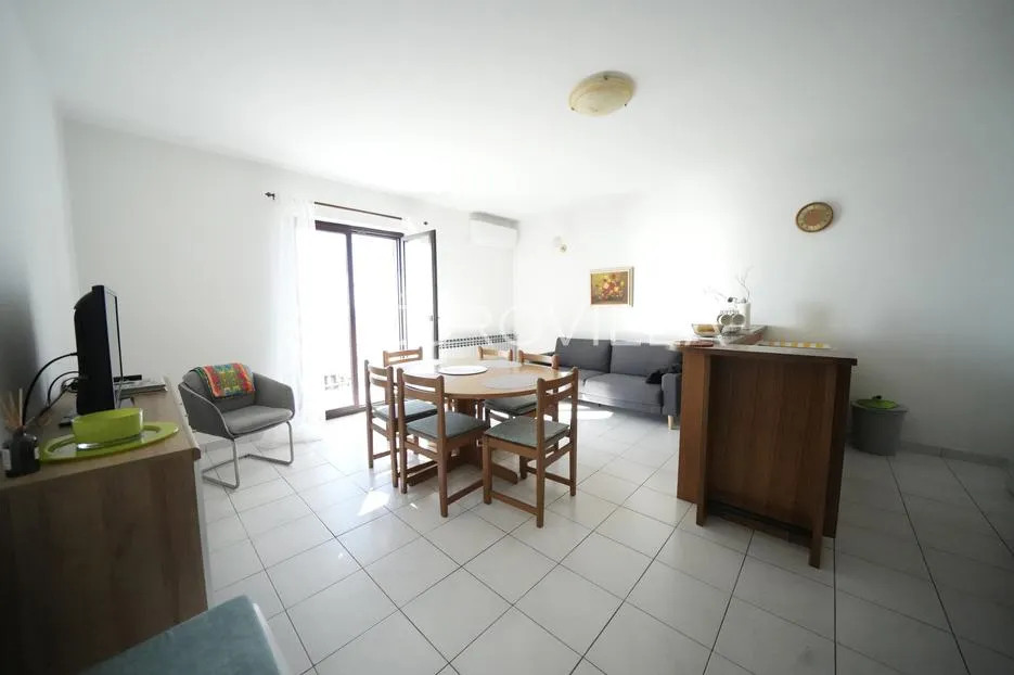 zadar, diklo vila prvi red do mora razvedena na tri etaže 377 m² - slika 5