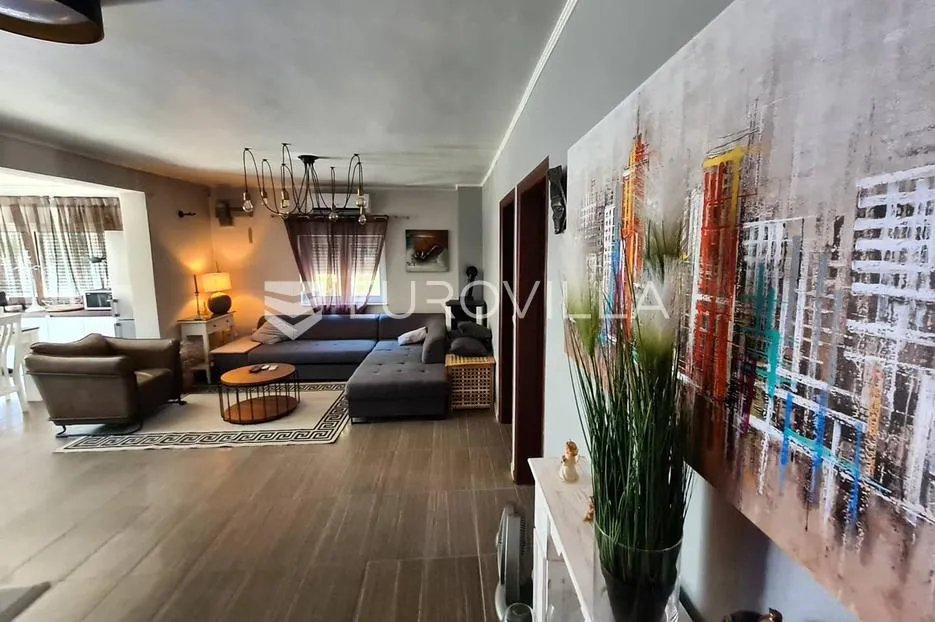 zadar, privlaka, moderna kuća sa tri apartmana u blizini mora - slika 27