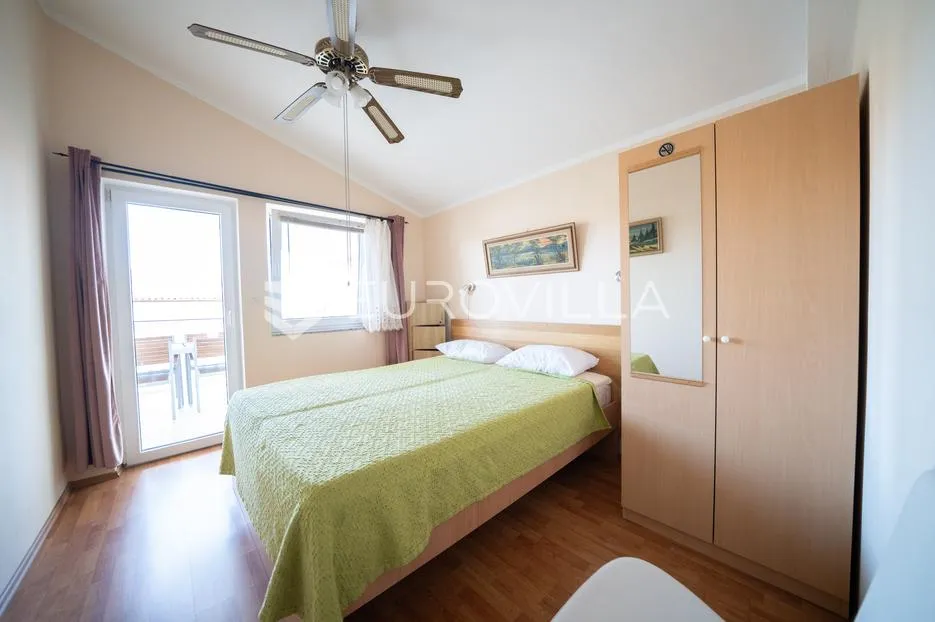 zadar, vir, lijepa kuća s dva stana i pogledom na more - slika 42
