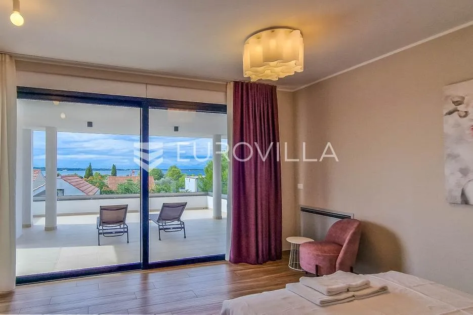 istra, luksuzna villa 276 m² s 4 spavaće sobe, bazenom i pogledom na more - slika 20