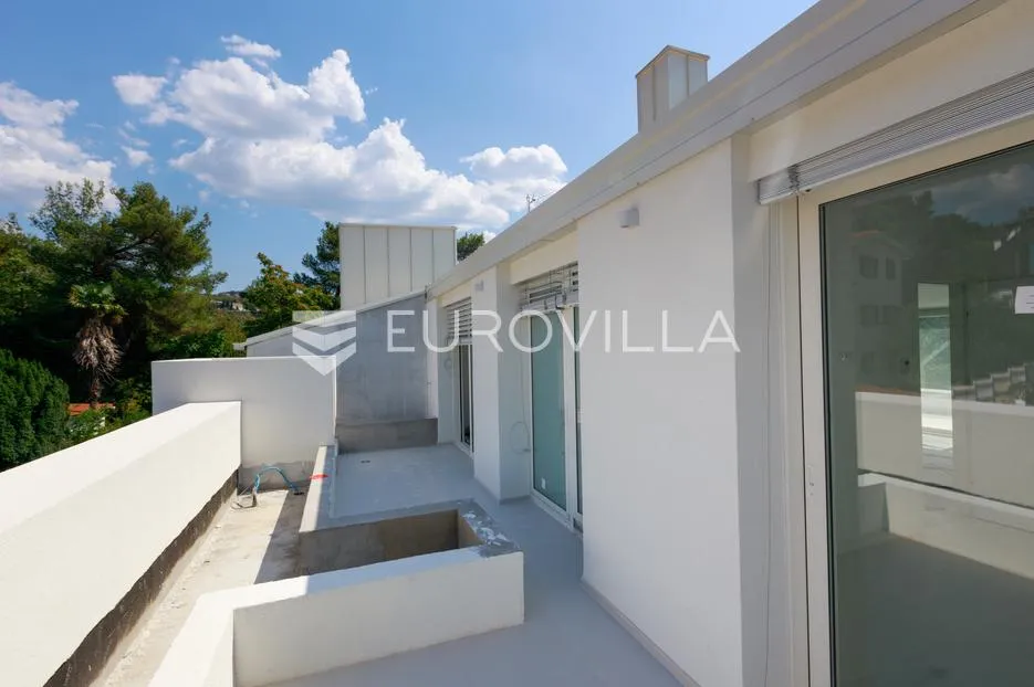 opatija privé, ekskluzivan trosoban penthaus 109.4 m², bazen, teretana - slika 25