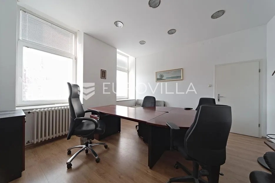 osijek, centar, iznajmljuje se poslovni prostor površine 70 m² - slika 4