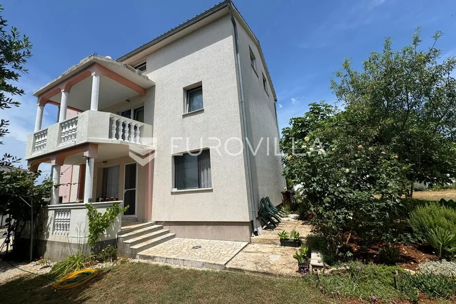 istra, fažana, apartmanska kuća s 4 stambene jedinice - slika 3