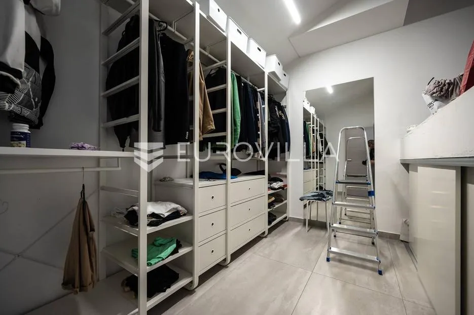 istra, medulin, višesoban penthouse s predivnom terasom i pogledom - slika 26