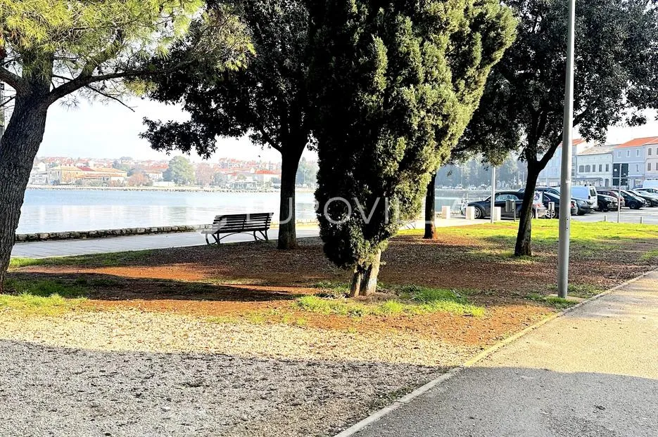 istra, poreč, šarmantan stan u starogradskoj jezgri s dvije stambene jedinice - slika 2