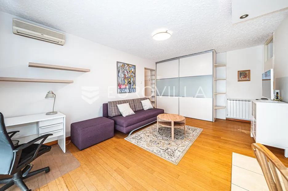 zagreb, volovčica, funkcionalan dvosoban stan 52 m² - slika 2