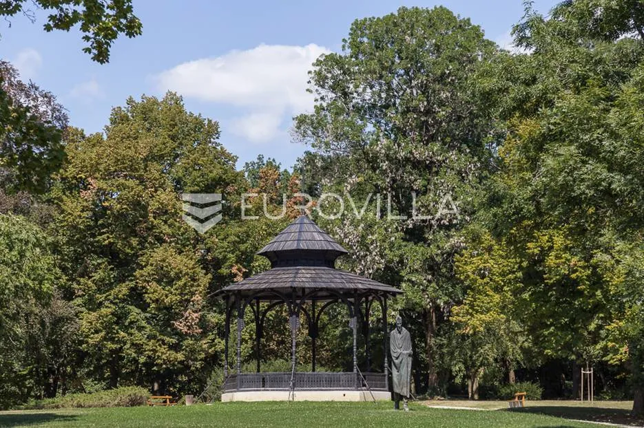 zagreb - rezidencijalna lokacija zemljište 5600 m2 za gradnju 3 objekta - slika 1