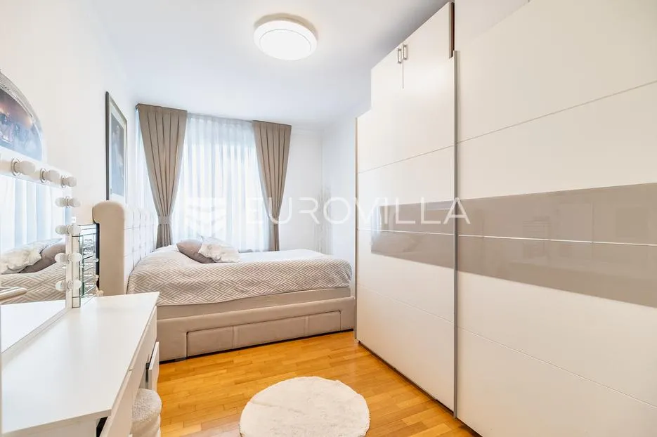 zagreb, donja dubrava, trosoban stan s loggiom 86,61 m² - slika 4