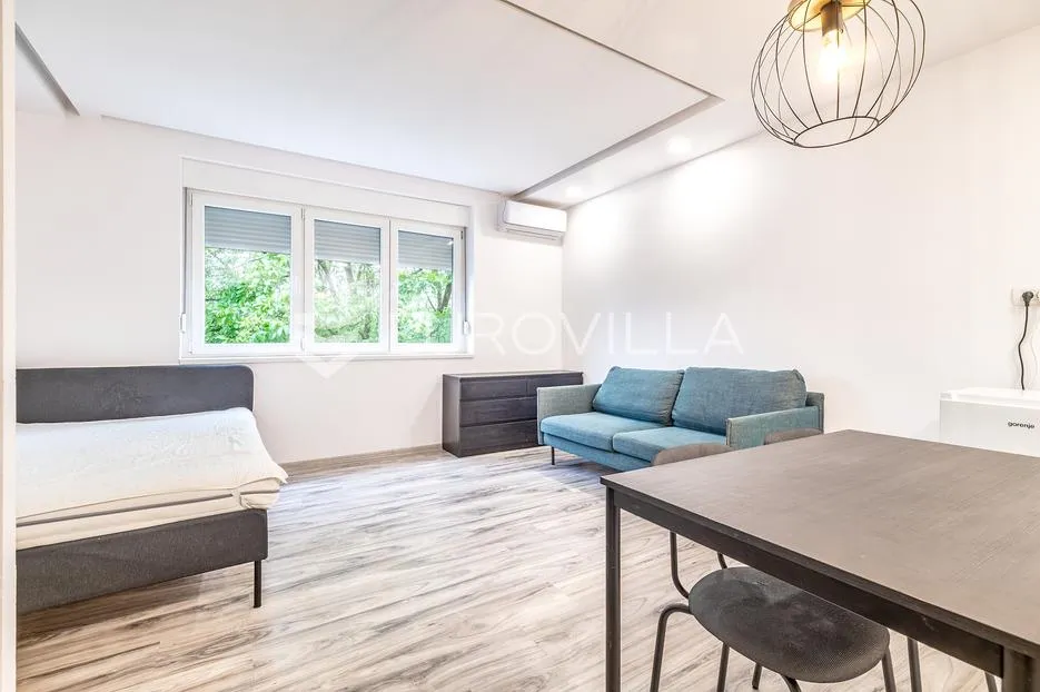 Zagreb, Volovčica, funkcionalna garsonijera 24 m²