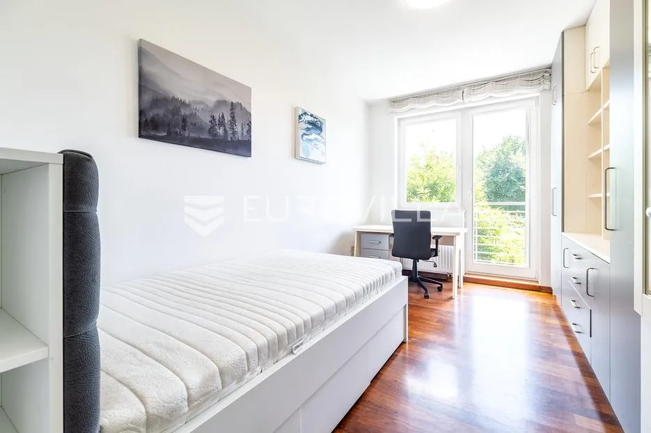 zagreb, srebrnjak, prostran četverosoban stan 139 m², terasa, 2 parking mjesta, spremište - slika 10