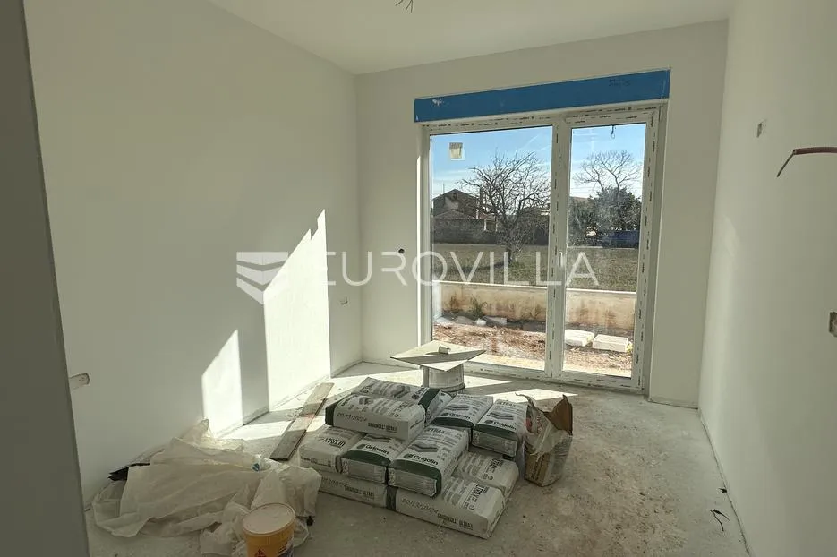 istra, marčana moderna dvojna kuća nkp 240 m2 sa velikim bazenom 35 m2 - slika 29