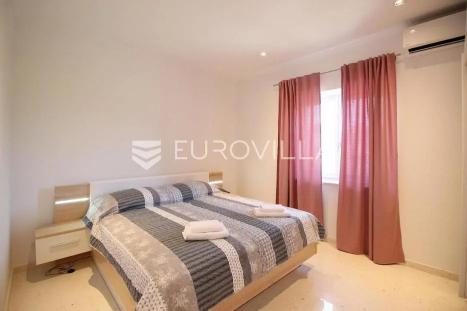 istra, kanfanar, prekrasna kuća 450 m² na velikom imanju od 1900 m² - slika 6