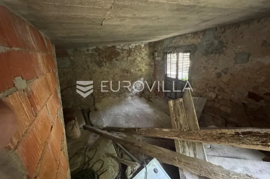 hvar, dol, autentična kamena kuća u mirnom i lijepom mjestu - slika 15