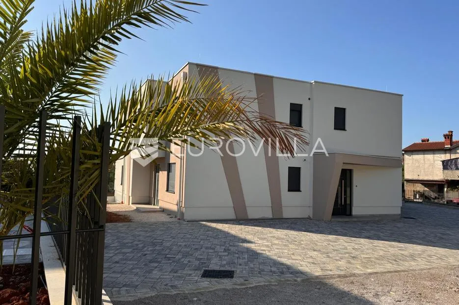 opatija, pobri, troetažni stan u novogradnji 269,38 m² - slika 4
