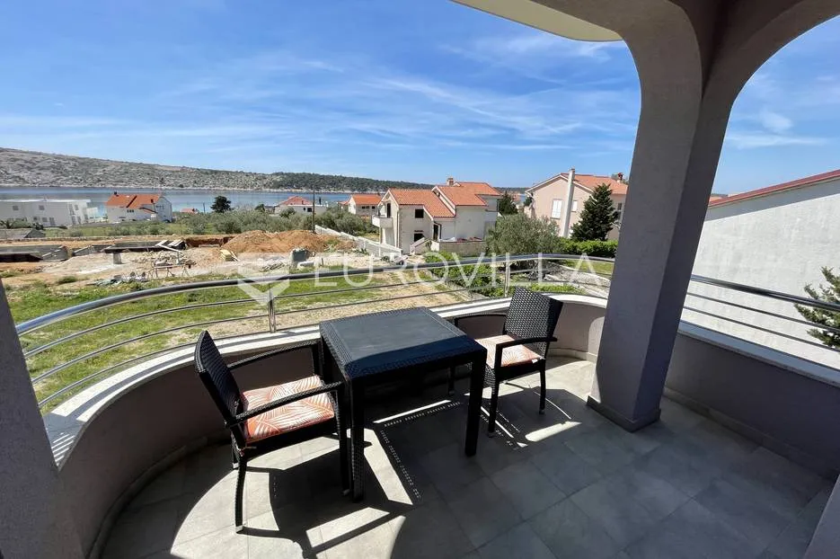 otok rab, barbat, trosoban stan na 1. katu veličine 102 m² - slika 9