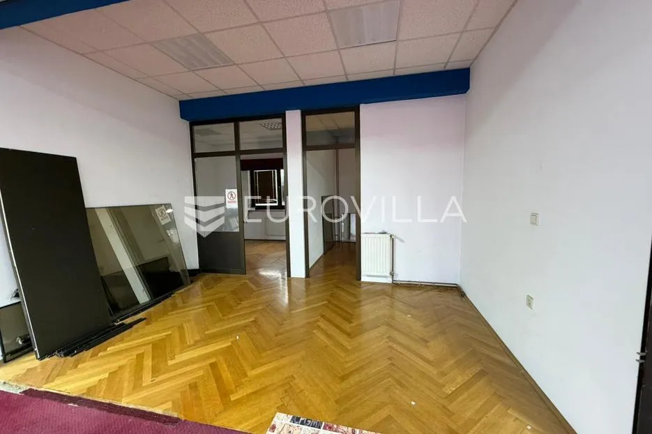 đakovo, centar, poslovni prostor na 3 etaže, 630 m² - slika 8